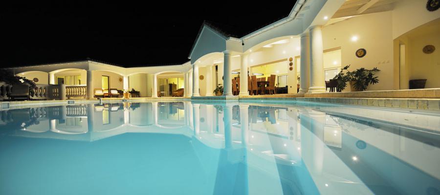 villa Jasmin st.Martin -swimming pool