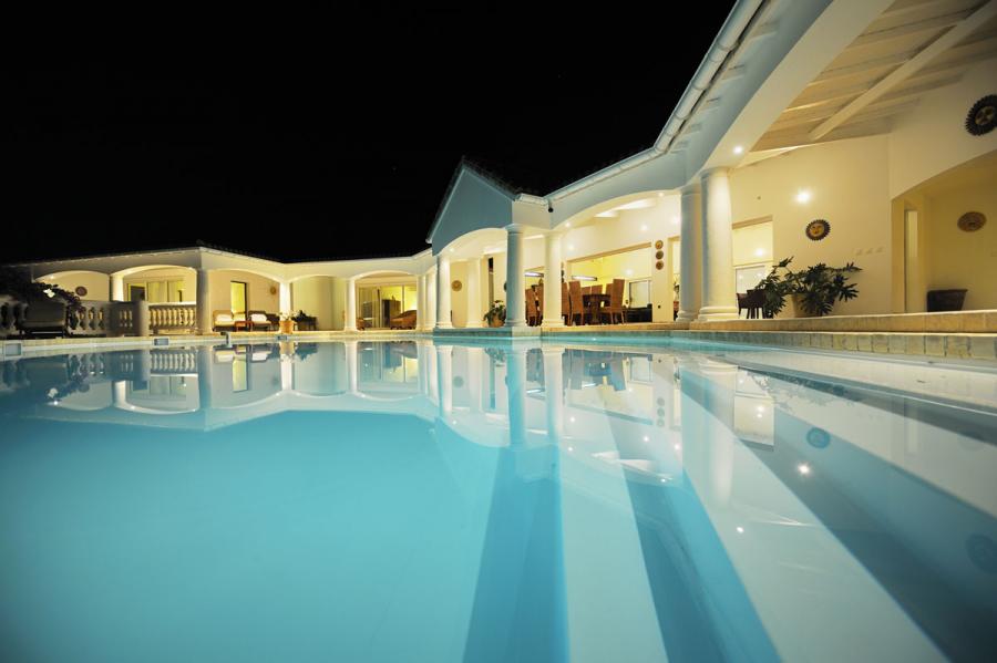 villa Jasmin st.Martin -swimming pool